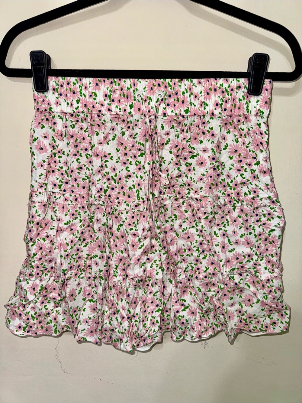 Alice + Olivia Pink Floral Tiered Mini Skirt